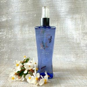 “Moonlight Path” by VICTORIA’S SECRET